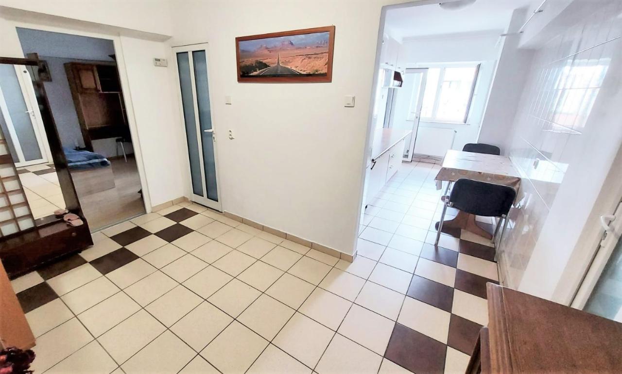 Ultracentral - Apartament Modern - Panoramic View Bacău Dış mekan fotoğraf