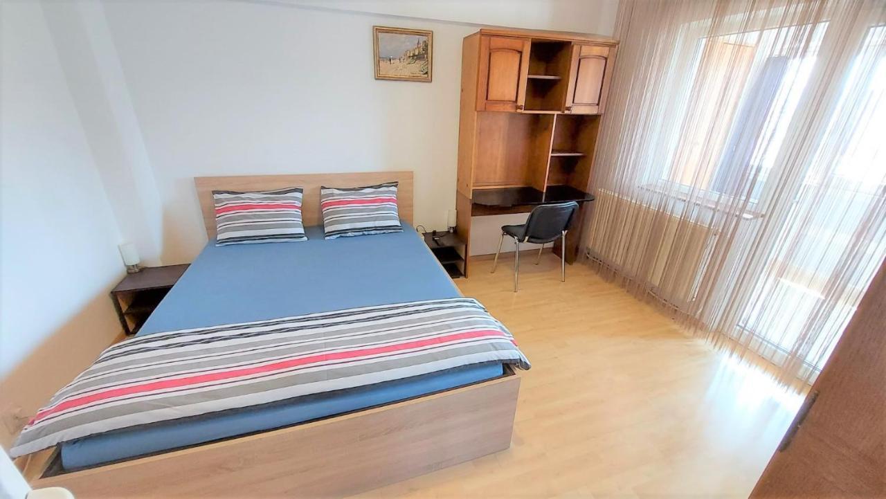 Ultracentral - Apartament Modern - Panoramic View Bacău Dış mekan fotoğraf